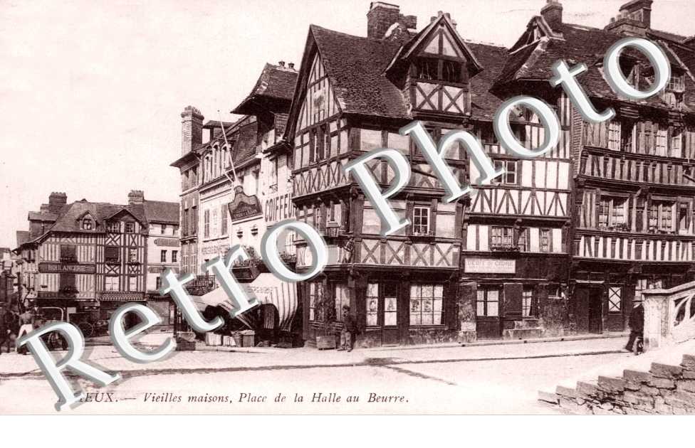 Place de la Halle au Beurre