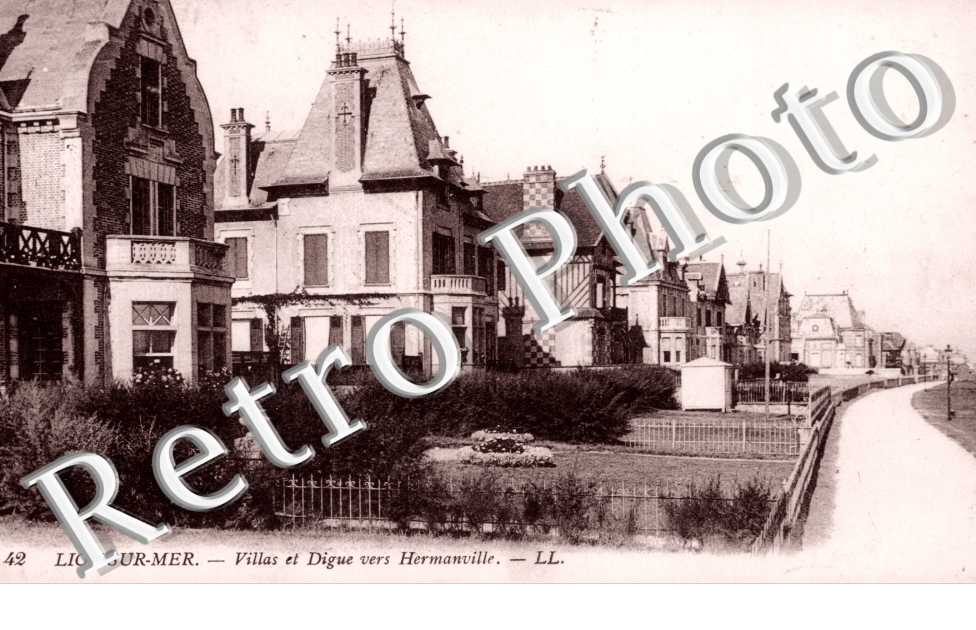 Lion-sur-Mer, Villas et Digue sur Hermanville