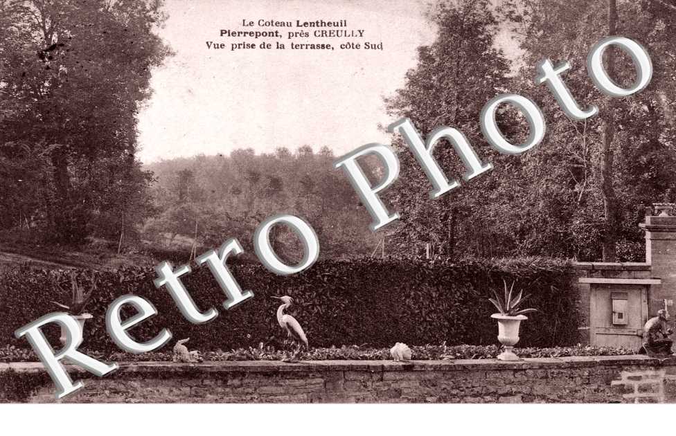 le coteau Lantheuil, Pierrepont pres Creuilly, vue prise de la terrasse