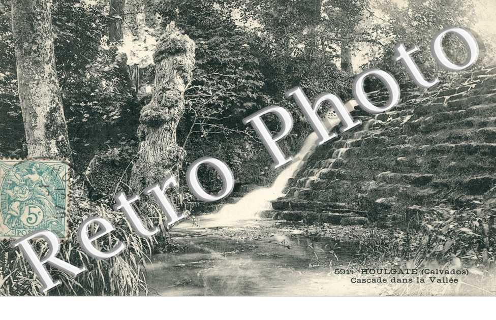 cascade dans la vallee