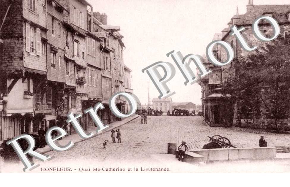 Quai Saint Catherine et la lieutenance