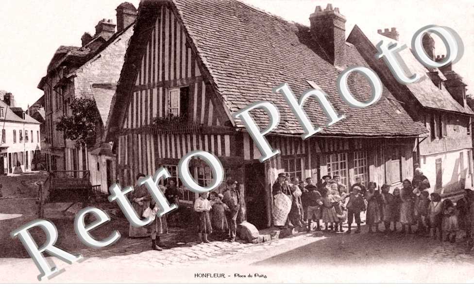 Vieux Pignons, Place du Puits  