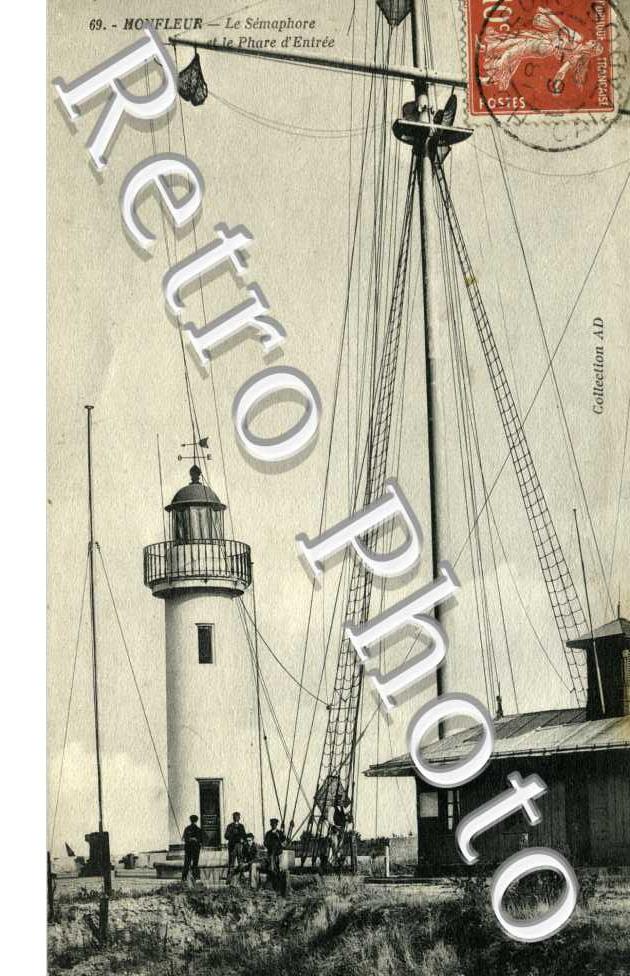 le semaphore et le phare d'entree