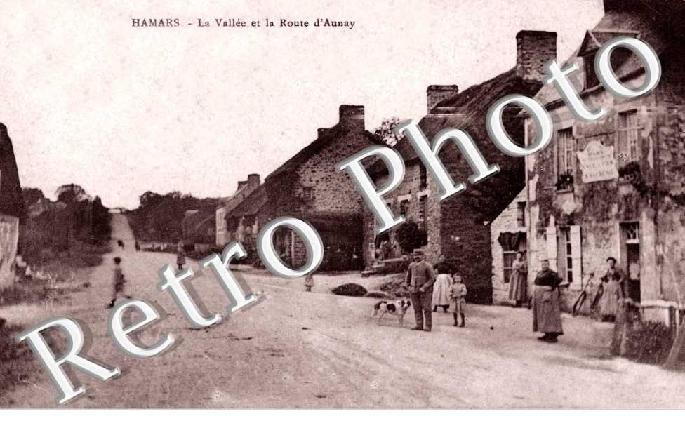 la vallee et la route d'Aunay