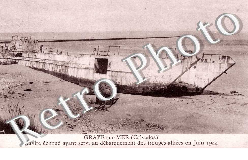 navire echoue ayant servi au debarquement des troupes alliees en juin 1944