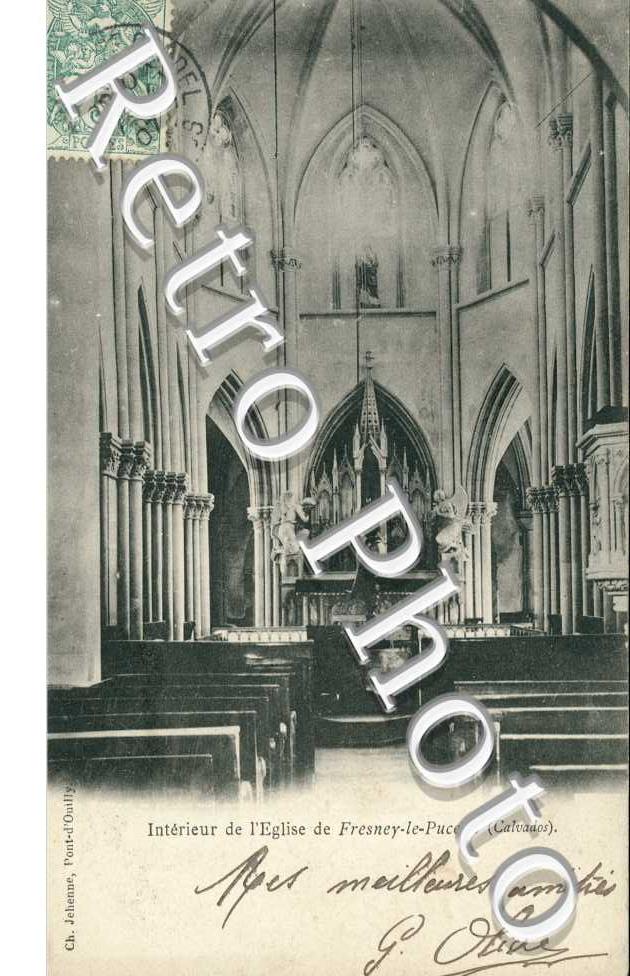 interieur de l'eglise