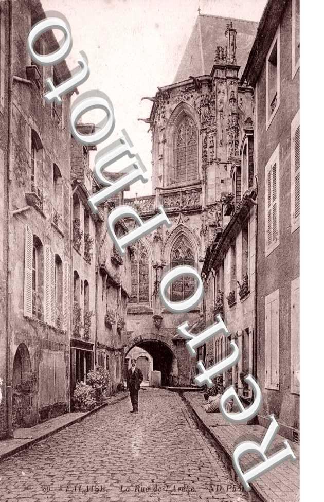 la rue de l'Arche
