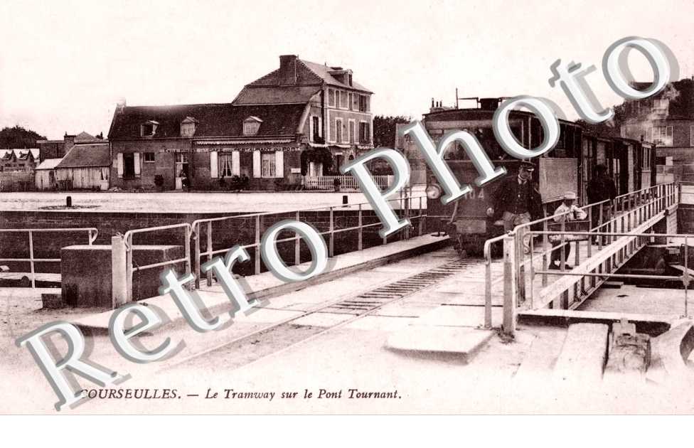 le tramway sur le pont tournant