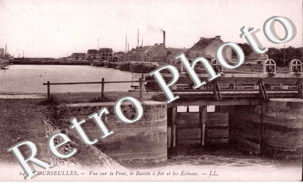 vue sur le pont, le bassin a flot et les ecluses