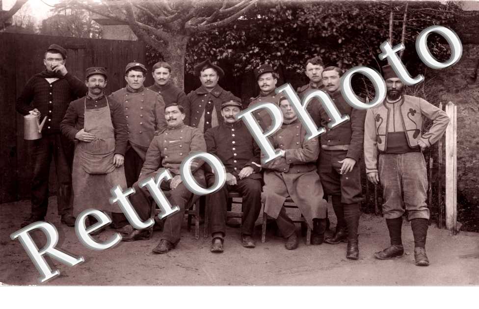 Groupe de militaires