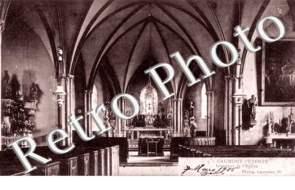 interieur de l'eglise
