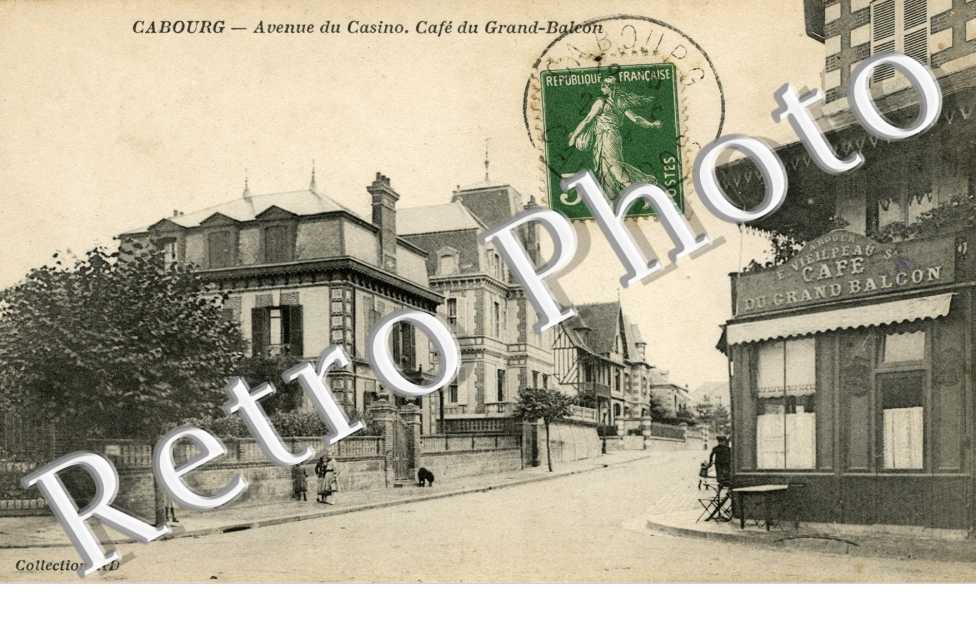 Avenue du Casino - cafe du Grand balcon