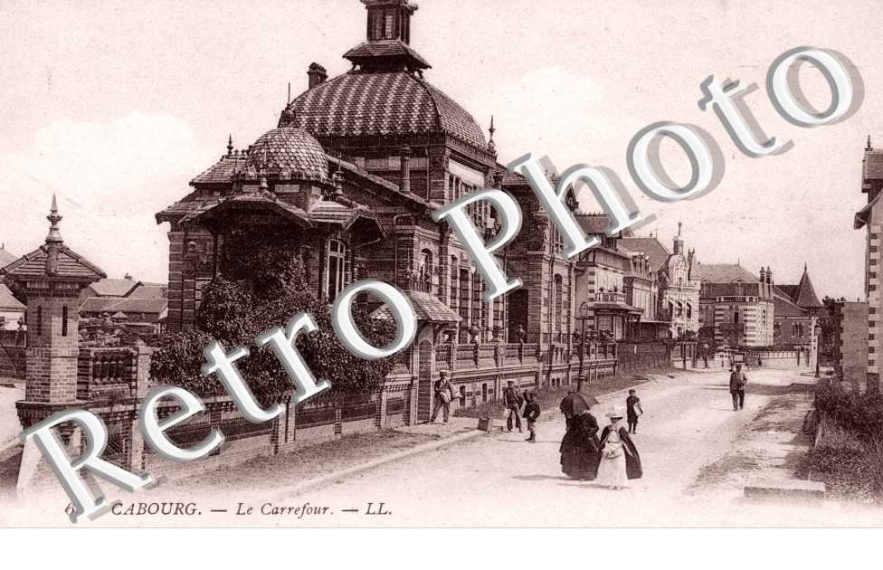 Le Carrefour