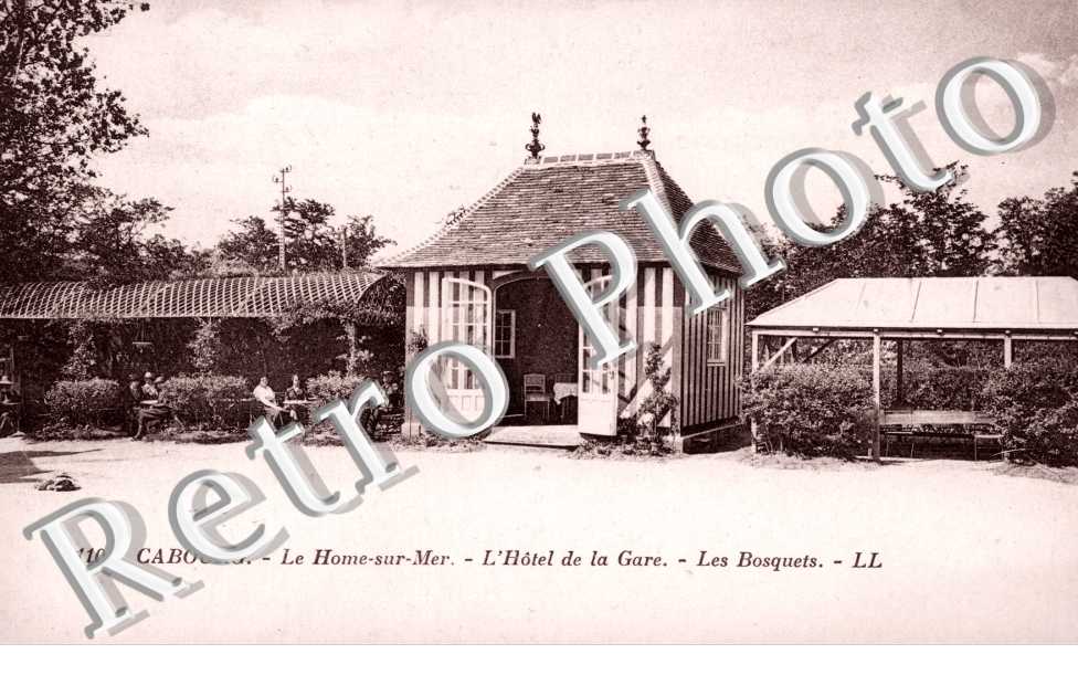 l'hotel de la Gare, les Bosquets