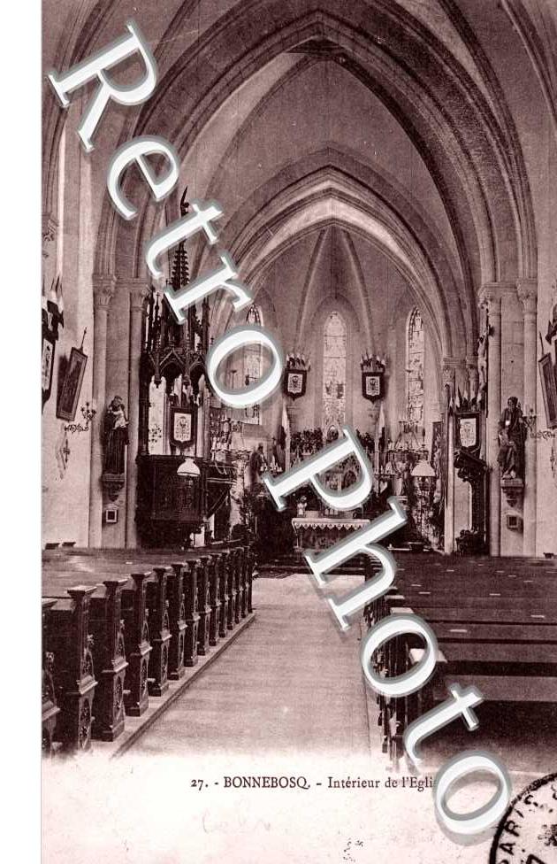 interieur de l'eglise