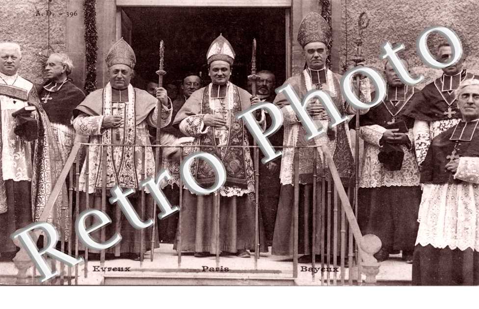 Monseigneur Lemonnier avec les eveques de Paris et d'Evreux