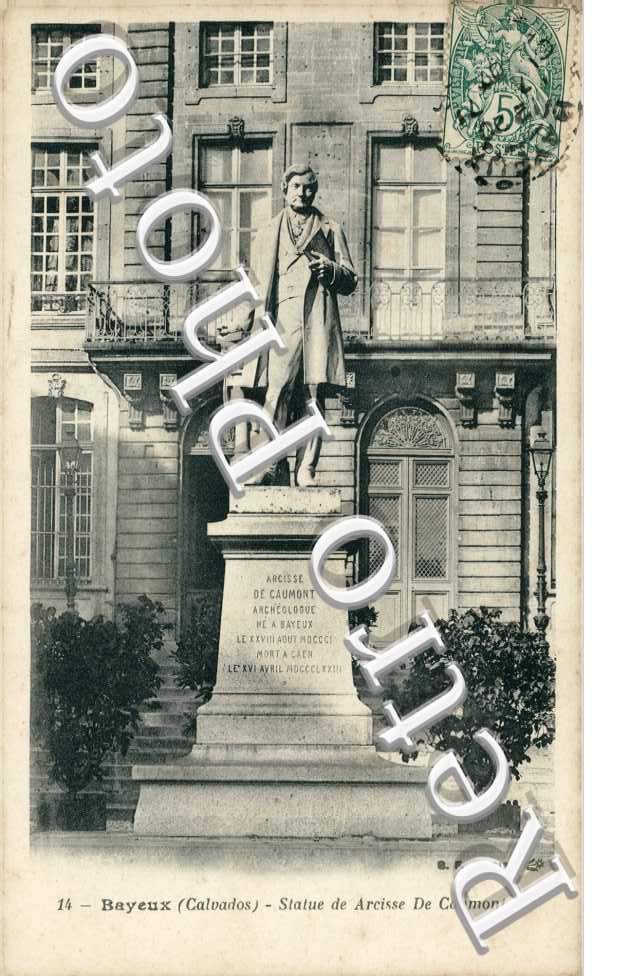 STATUE de Arcisse de Caumont