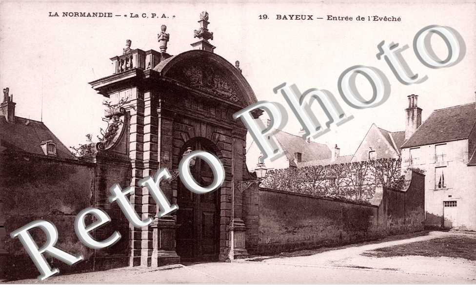 entree de l'Eveche
