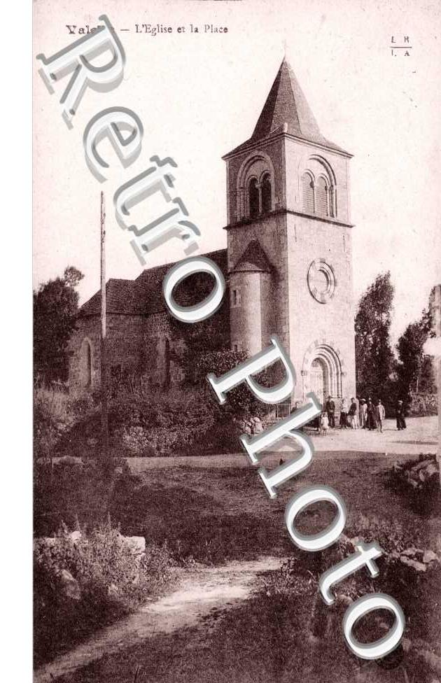 L'eglise et la place