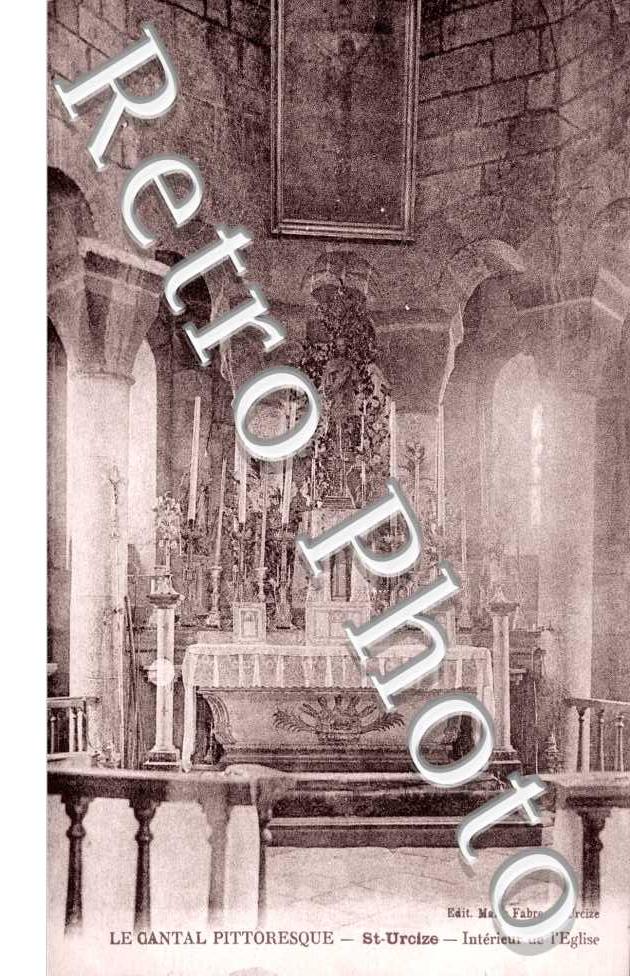 Interieur de l'eglise