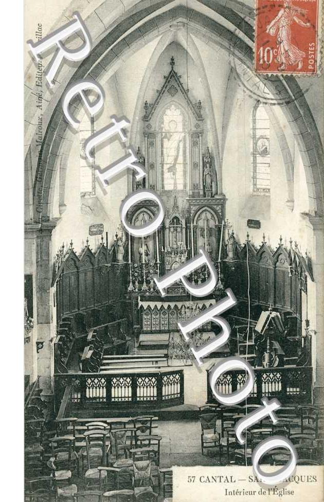 Interieur de l'eglise