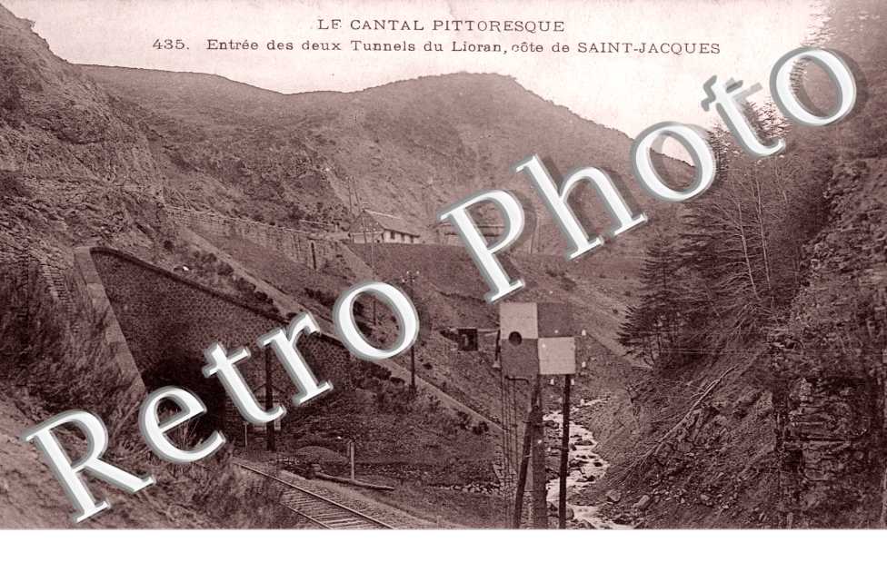 Entree des deux tunnels du Lioran