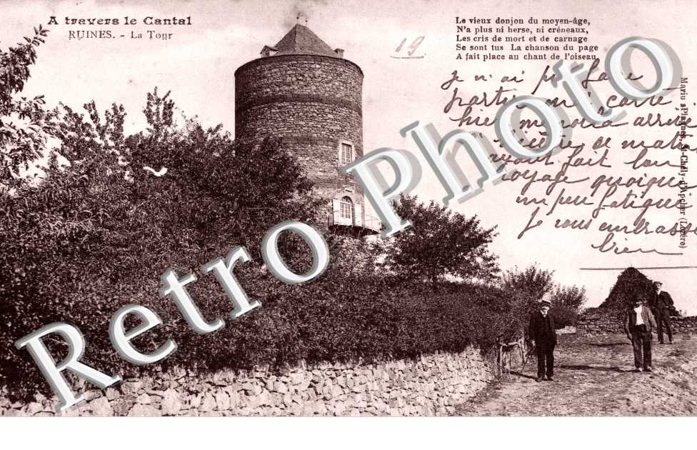 Ruines, la tour