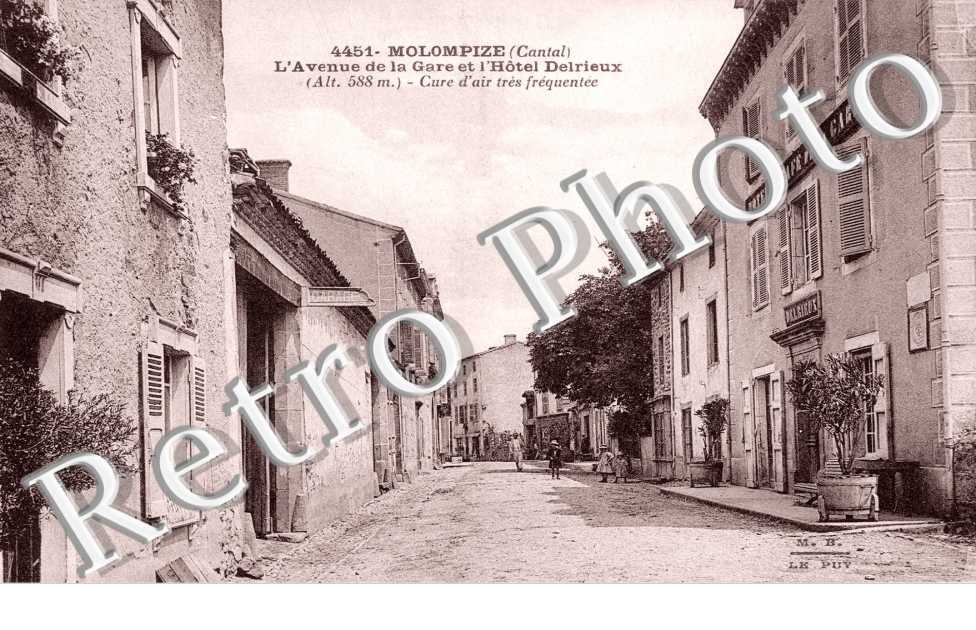 L'avenue de la gare et l'hotel Delrieux