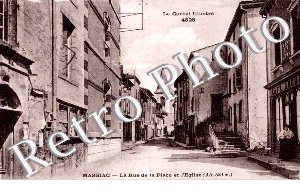 Rue de la place et l'Eglise