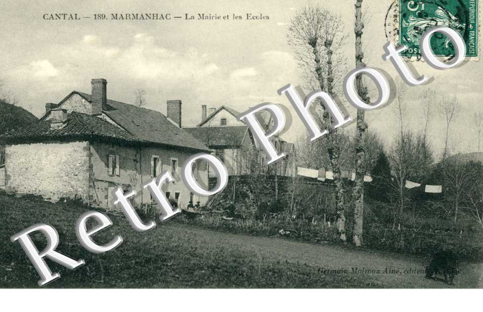 La mairie et les ecoles