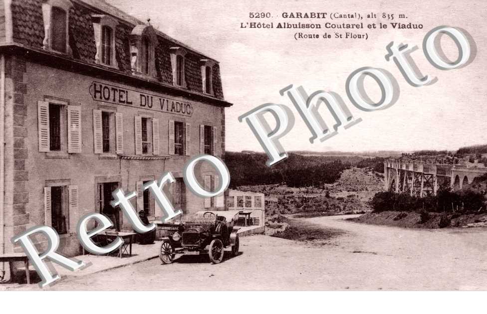 L'hotel Albuisson Coutarel et le Viaduc