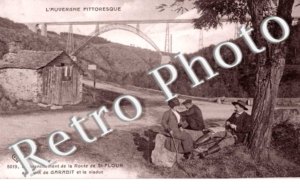 Embranchement de la route de Saint Flour au pont de Garabit et le viaduc