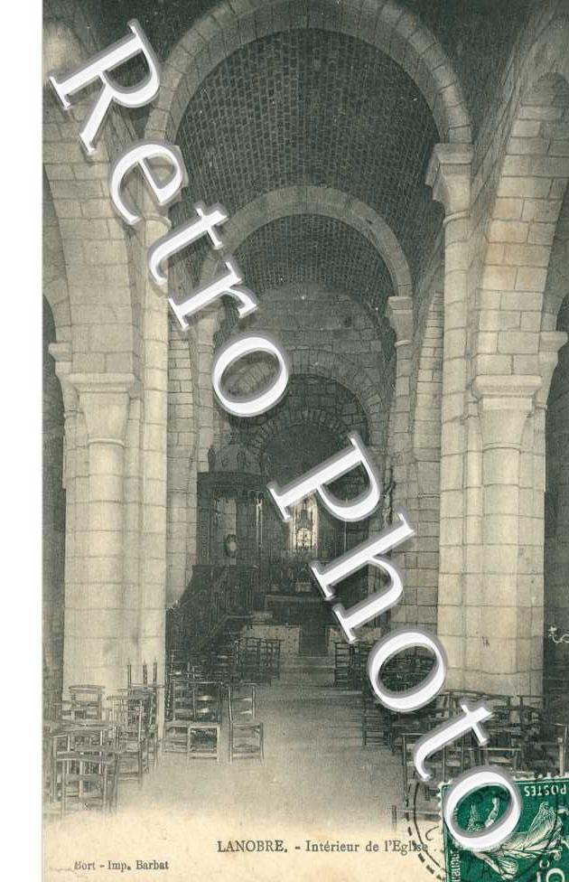 Interieur de l'eglise