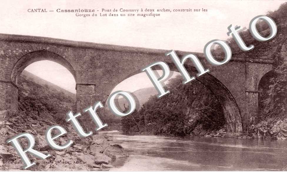 Pont de Coursavy a deux arches