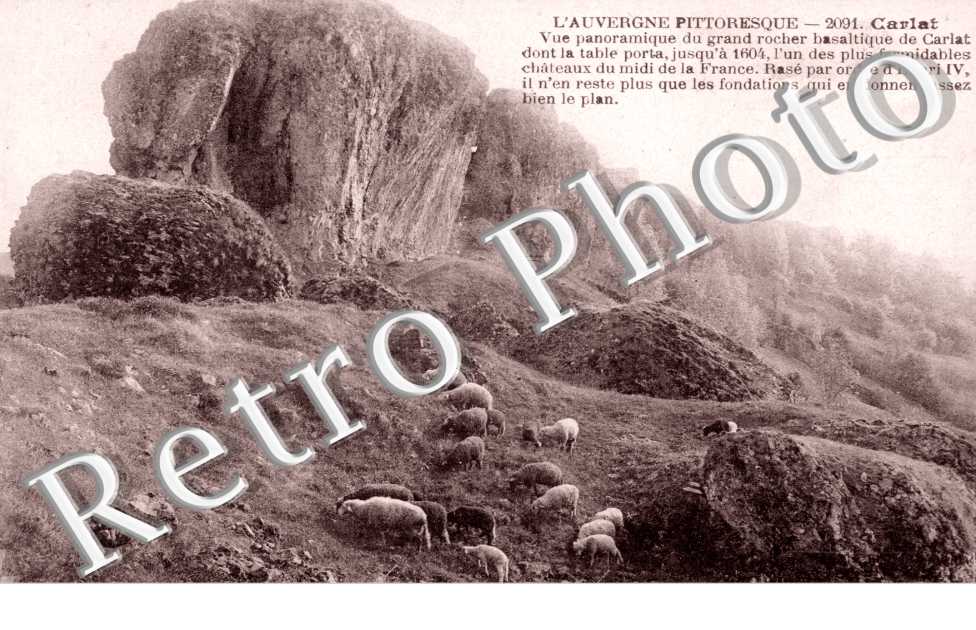 Vue panoramique du grand rocher basaltique