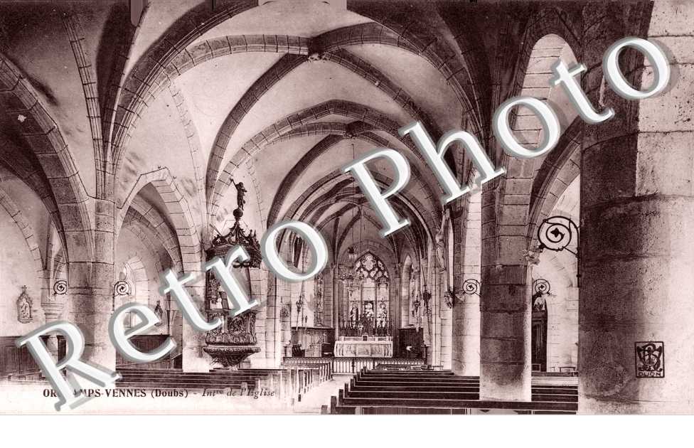 interieur de l'eglise