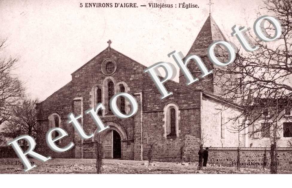 environs d'Aigre, l'eglise