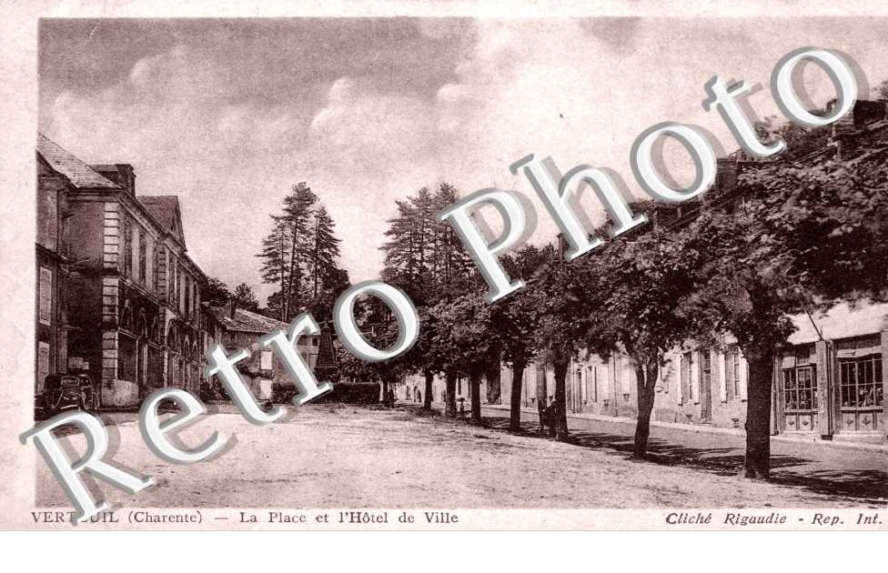 la Place de l'Hotel de ville