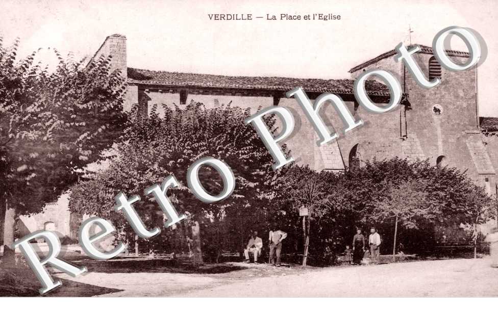 la Place et l'Eglise