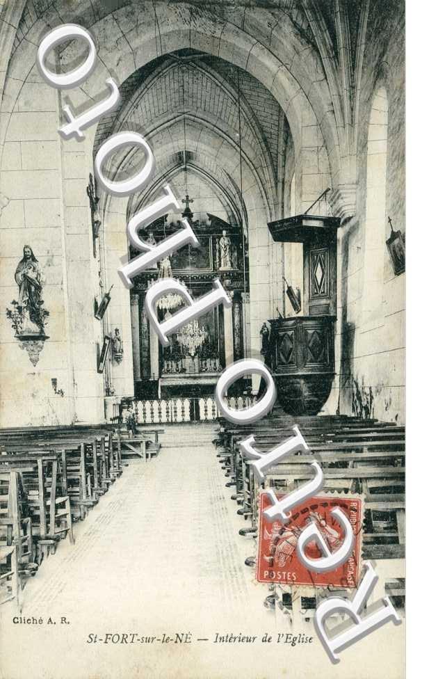 Intérieur de l'église