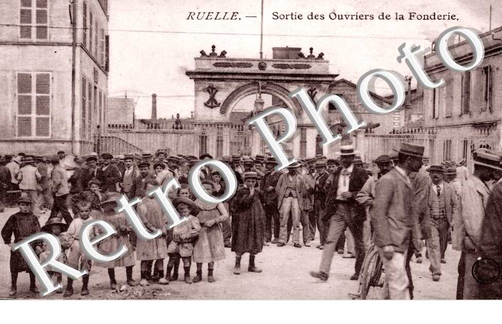 sortie des ouvriers de la fonderie