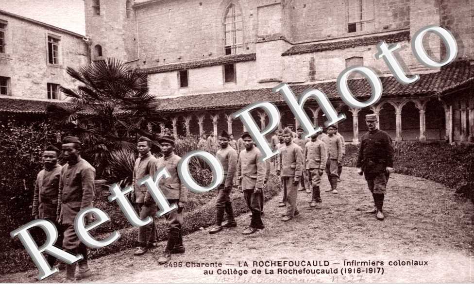 infirmiers coloniaux au college de la Rochefoucauld (1916