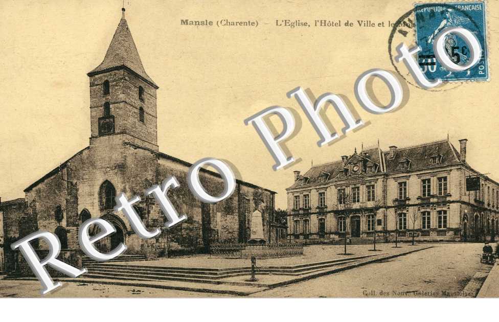 L'Eglise, Hotel de Ville et le Moulin