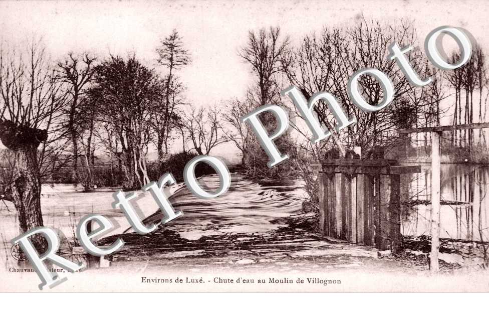 Chute d'eau au Moulin de Villognon