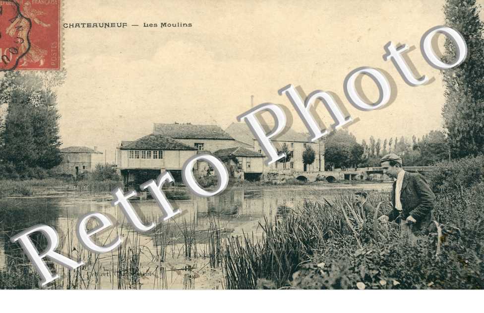 Les Moulins