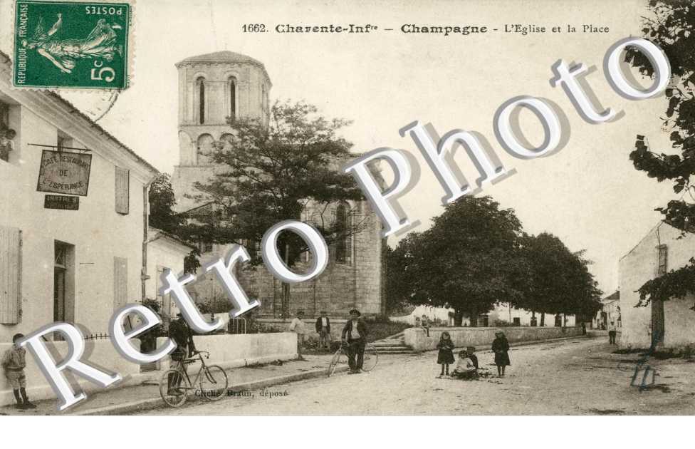 L'Eglise et la Place