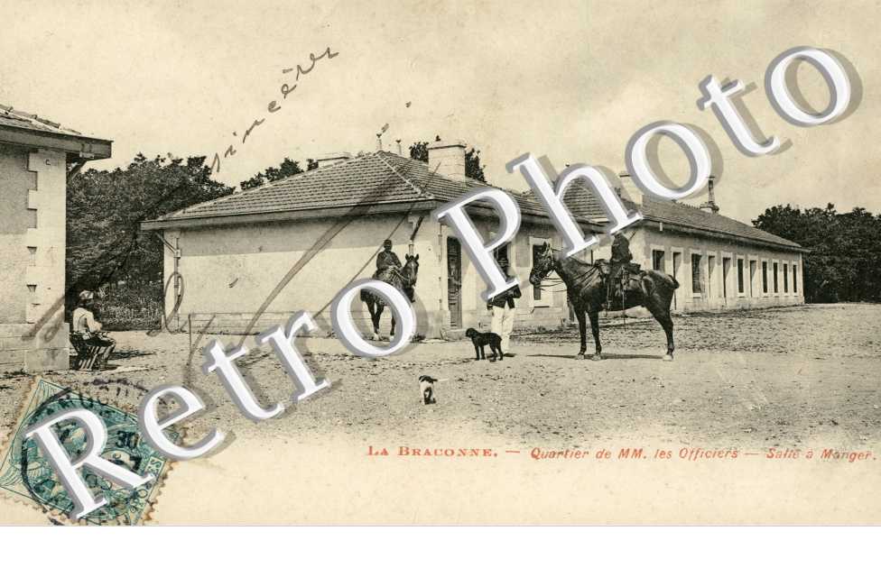 La Braconne, Quartier des Officiers