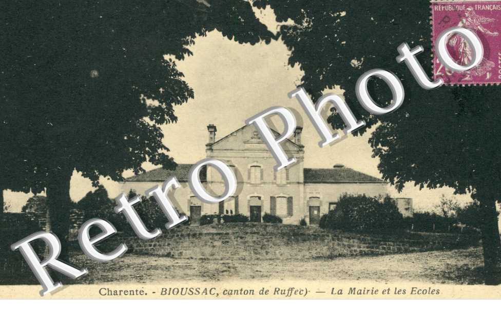 La Mairie et les Ecoles