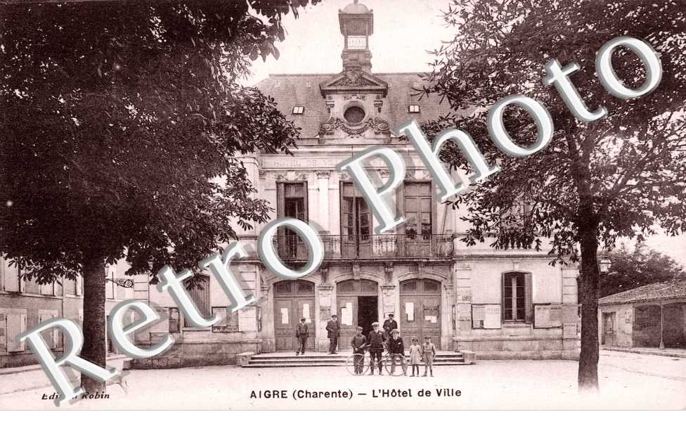 L'Hotel de Ville