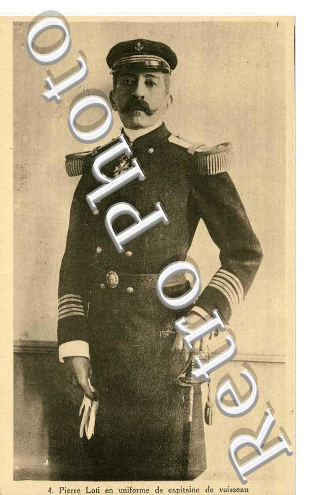 Pierre Loti en Uniforme de Capitaine de vaisseau